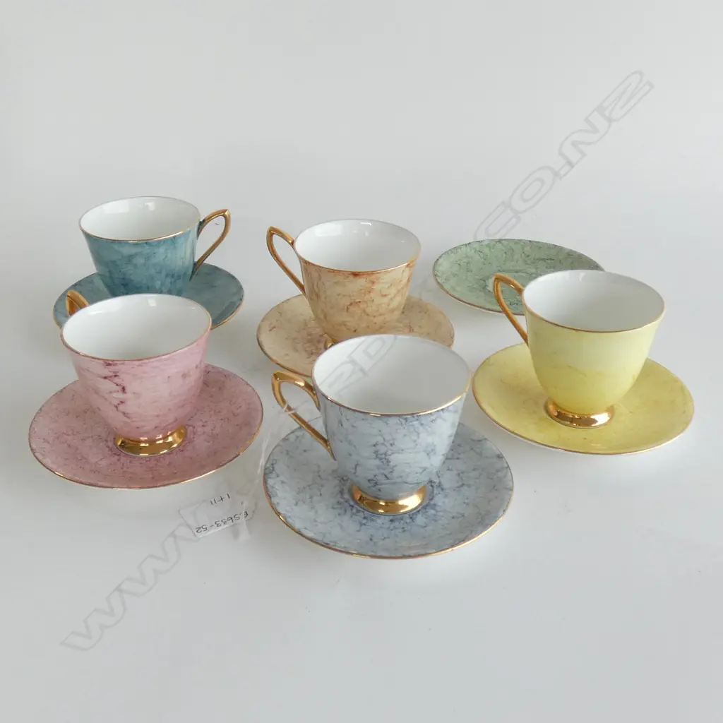 ROYAL ALBERT GOSSAMER DUOS 5 CUPS & 6 SAUCERS + ROYAL DOULTON PAN PLATE Image 1++