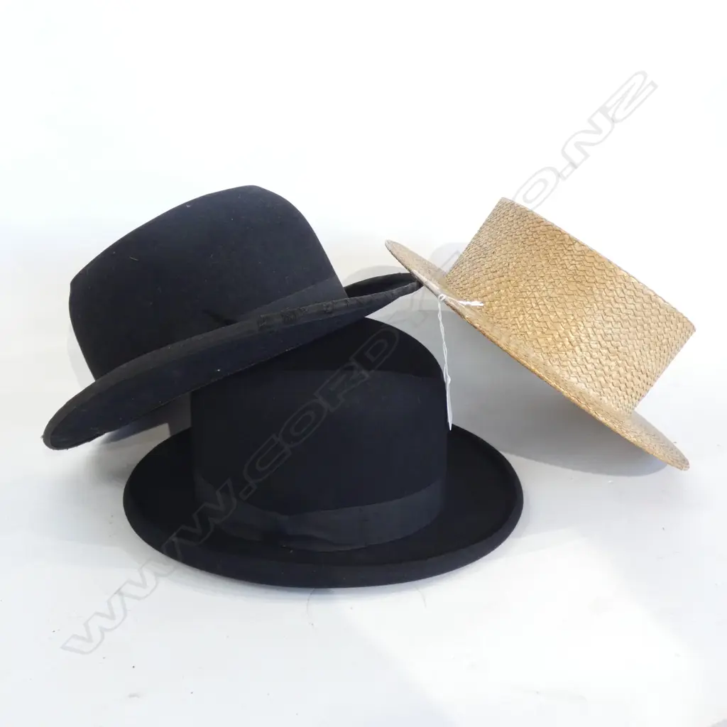 3 VINTAGE MENS HATS; 2 BLACK FELT 1 OTHER Image 1++