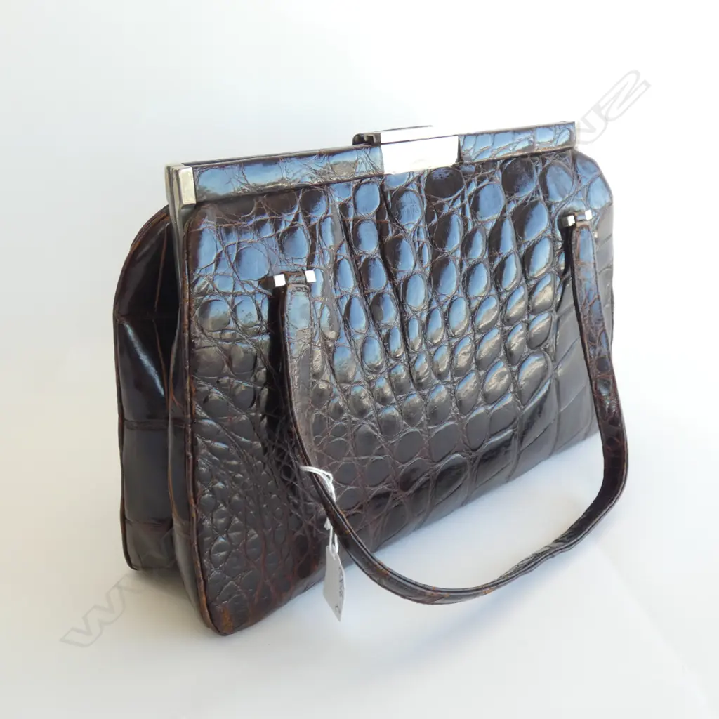 VINTAGE BROWN CROCODILE LEATHER HANDBAG  Image 1++