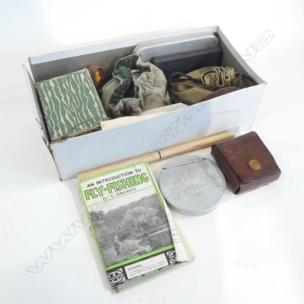 BOX LOT ASST. FISHING ACCESSORIES Image 1++
