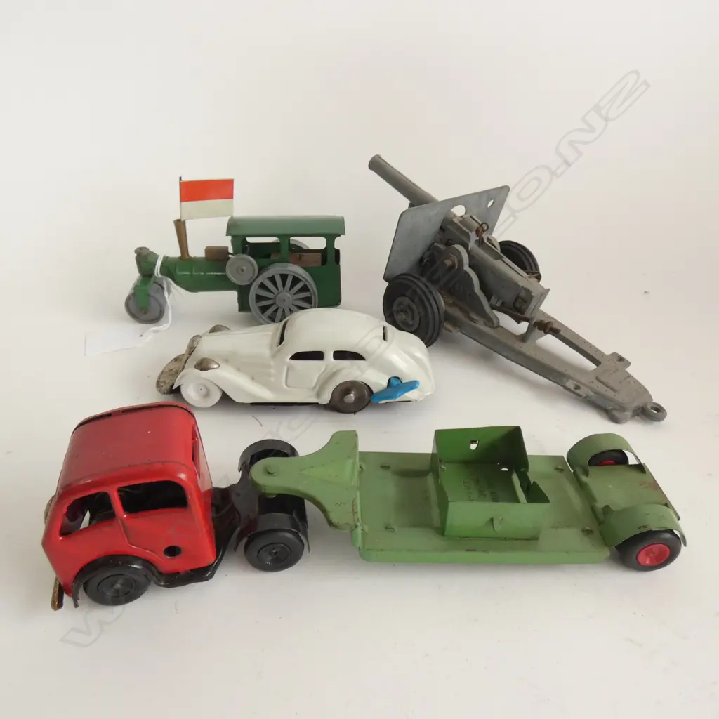 4 TIN PLATE TOYS; CAR, ROLLER, TRI-ANG TRUCK & TRAILER + CANON Image 1++