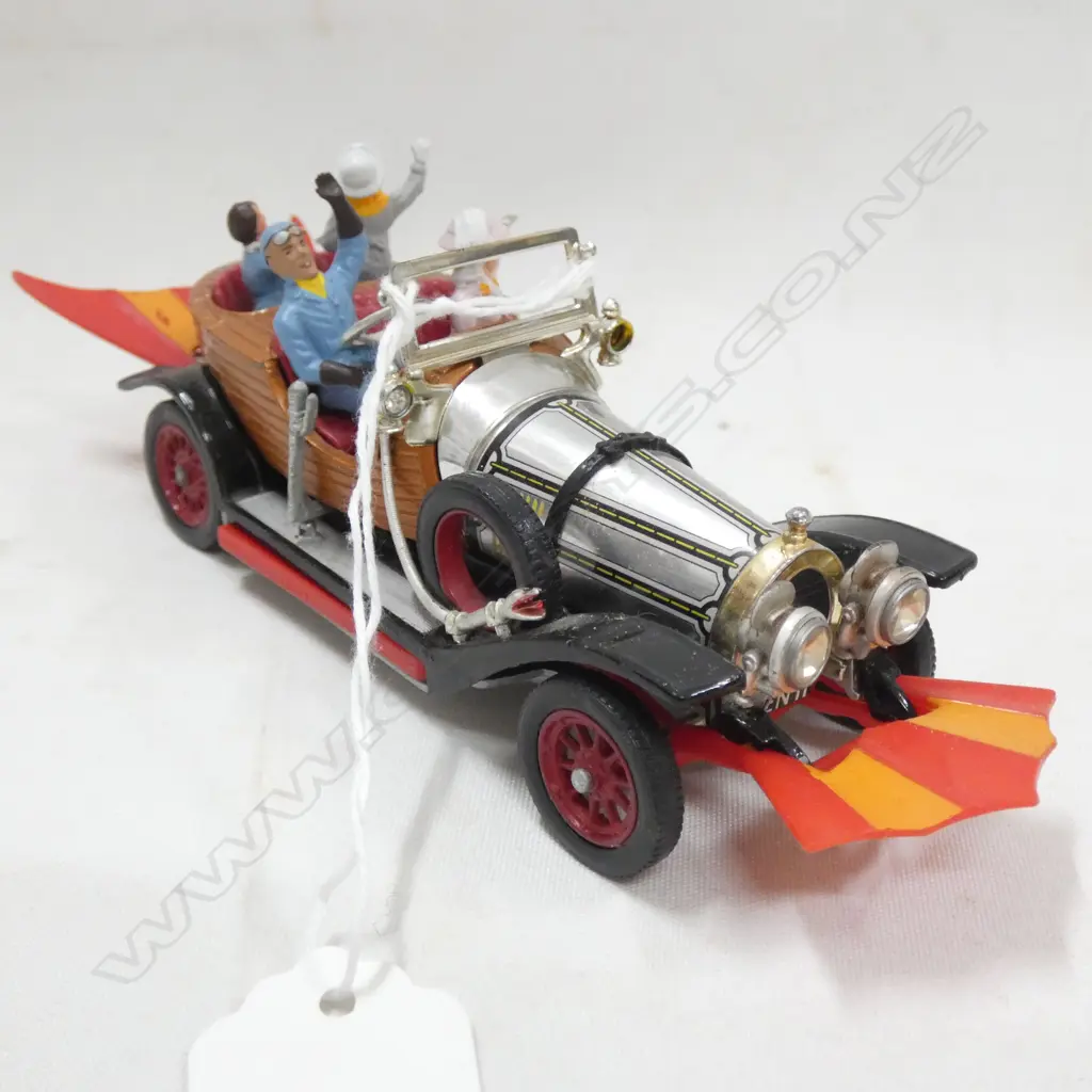 CORGI CHITTY CHITTY BANG BANG L.160mm Image 1++