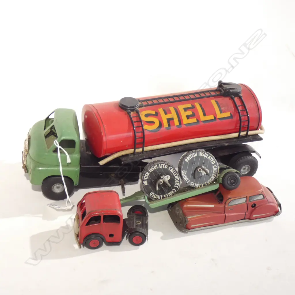 VINTAGE TRI-ANG 'MINIC' PETROL TANKER AF + CABLE TRUCK & FRENCH CAR Image 1++