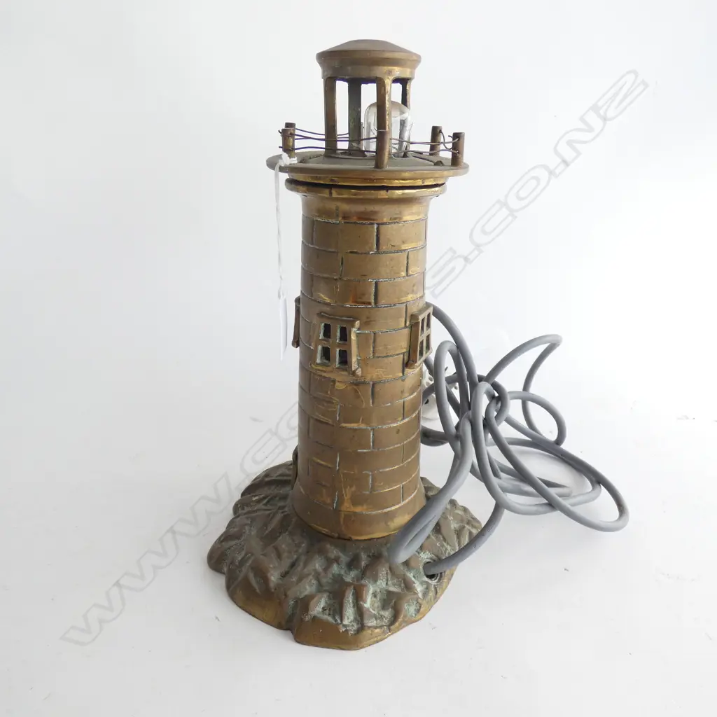 EARLY 20thC BRASS LIGHTHOUSE LAMP H,310mm Image 1++
