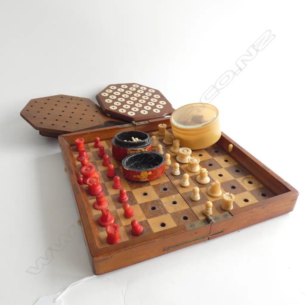 2 VINTAGE WOODEN GAMES; JAQUES LONDON TRAVELLING CHESS SET W.230mm + CHINESE CHECKERS... Image 1++