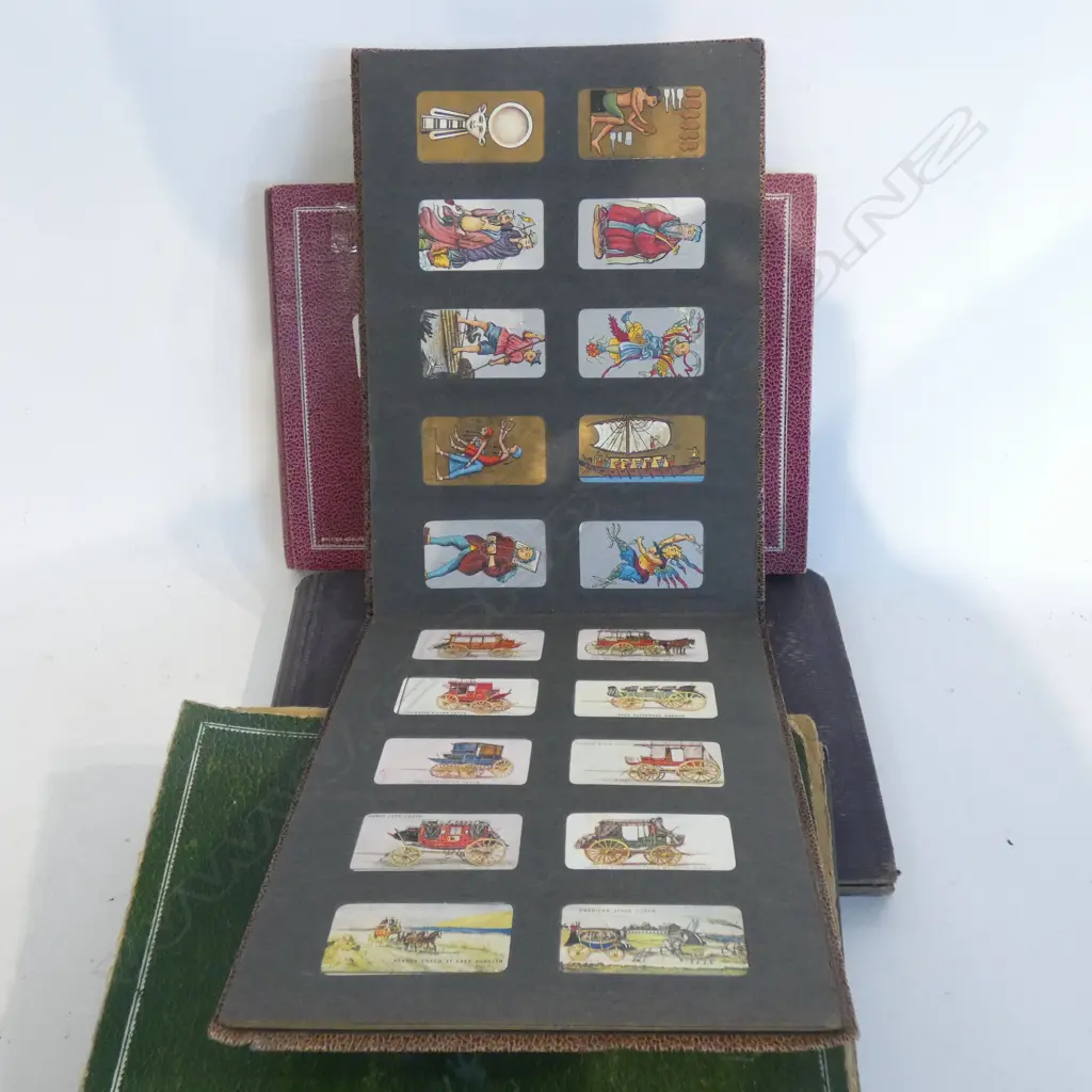 4 VINTAGE CAFTLES CIGARETTE CARD ALBUMS Image 1++