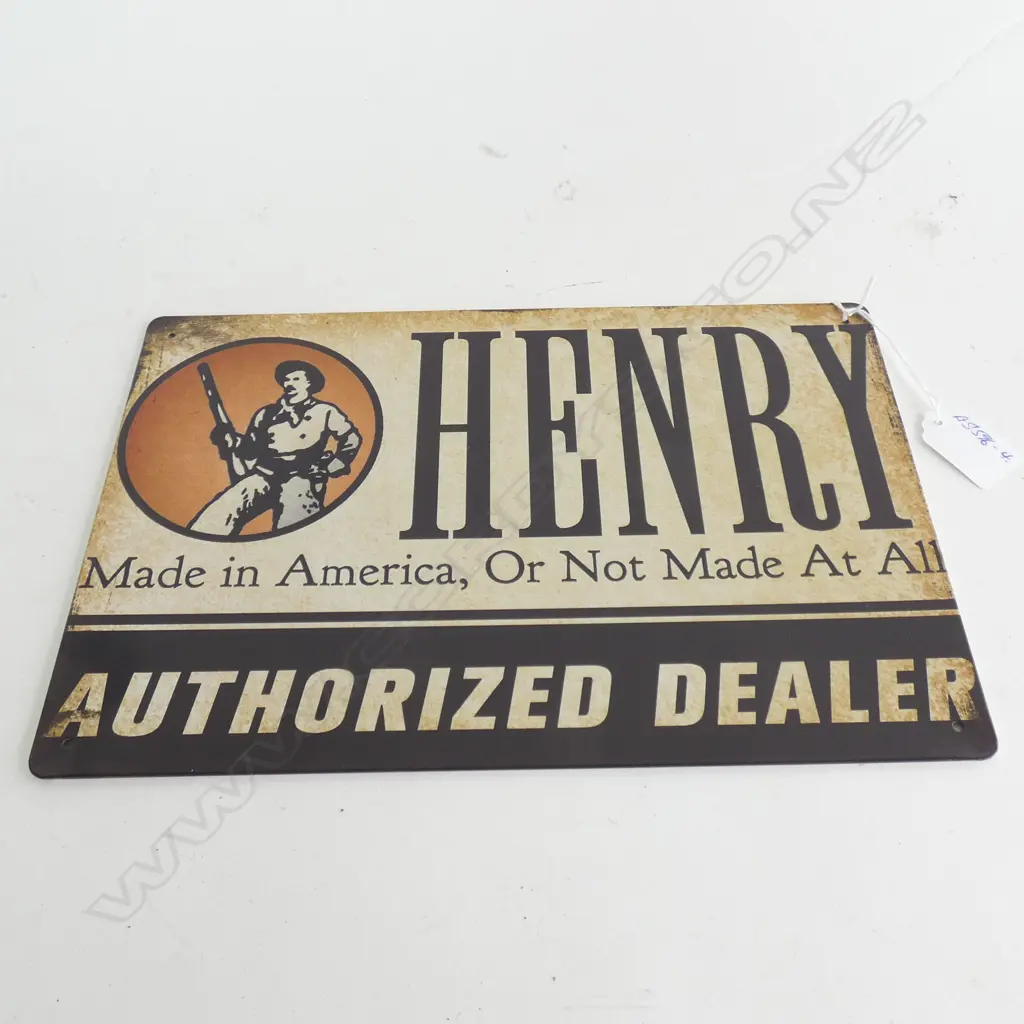REPRO HENRY TIN SIGN 200 X 300mm Image 1++