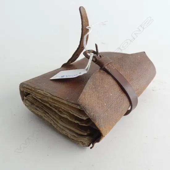 OLD LEATHER FLY WALLET W FLIES & LEADER