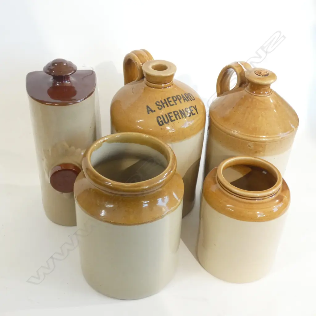 5 ASST. CROCKS / BED WARMERS ETC Image 1++