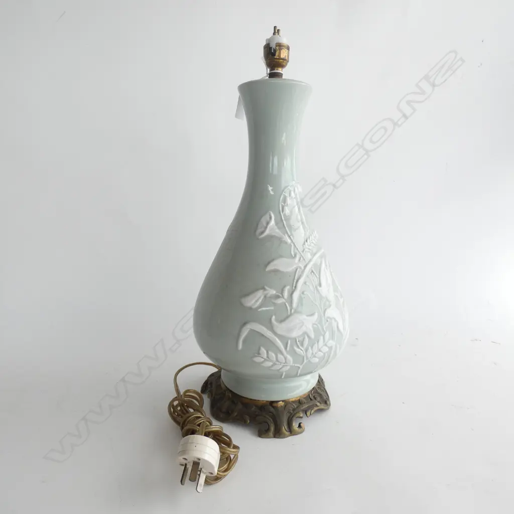EARLY 20THC LAMP WHITE VINE ON CELEDON ORMOLU MOUNTS TO BASE H.450mm Image 1++