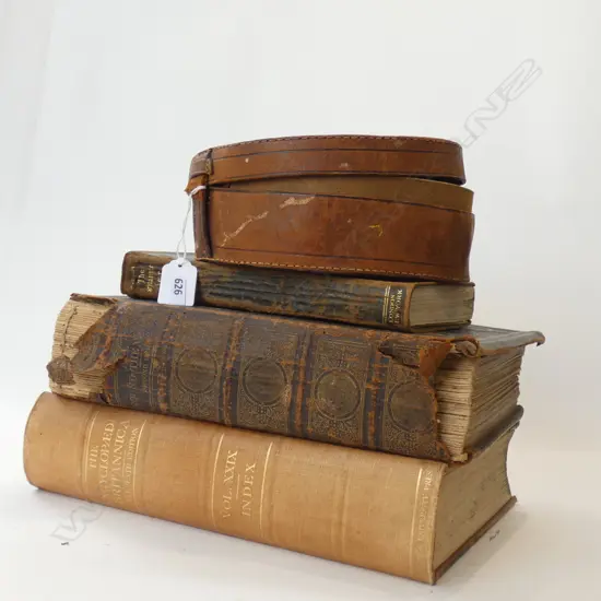 ANTIQUE BIBLE (A/F) + ENCYCLOPEDIA, 1913 YEAR BOOK, LEATHER COLLAR BOX