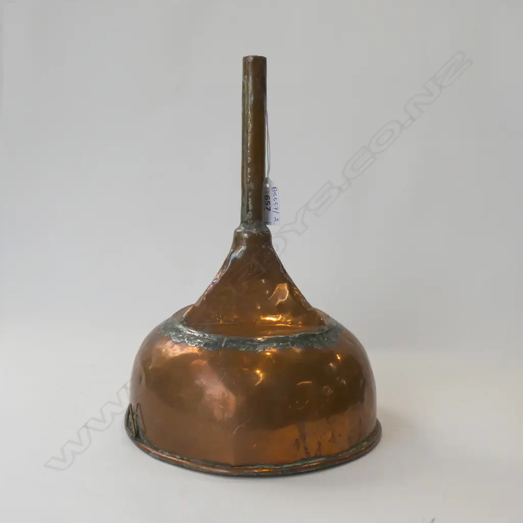 ANTIQUE COPPER RUM FUNNEL 210mm dia Image 1++