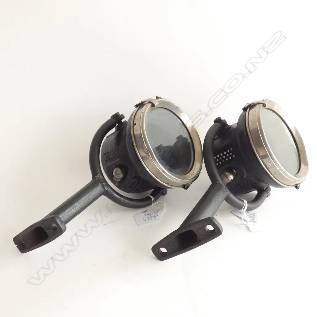 PR VINTAGE CARRIAGE LAMPS Image 1++