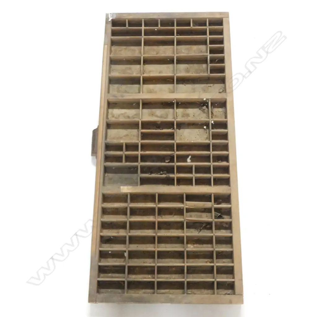 PRINTERS TRAY 825x370mm Image 1++