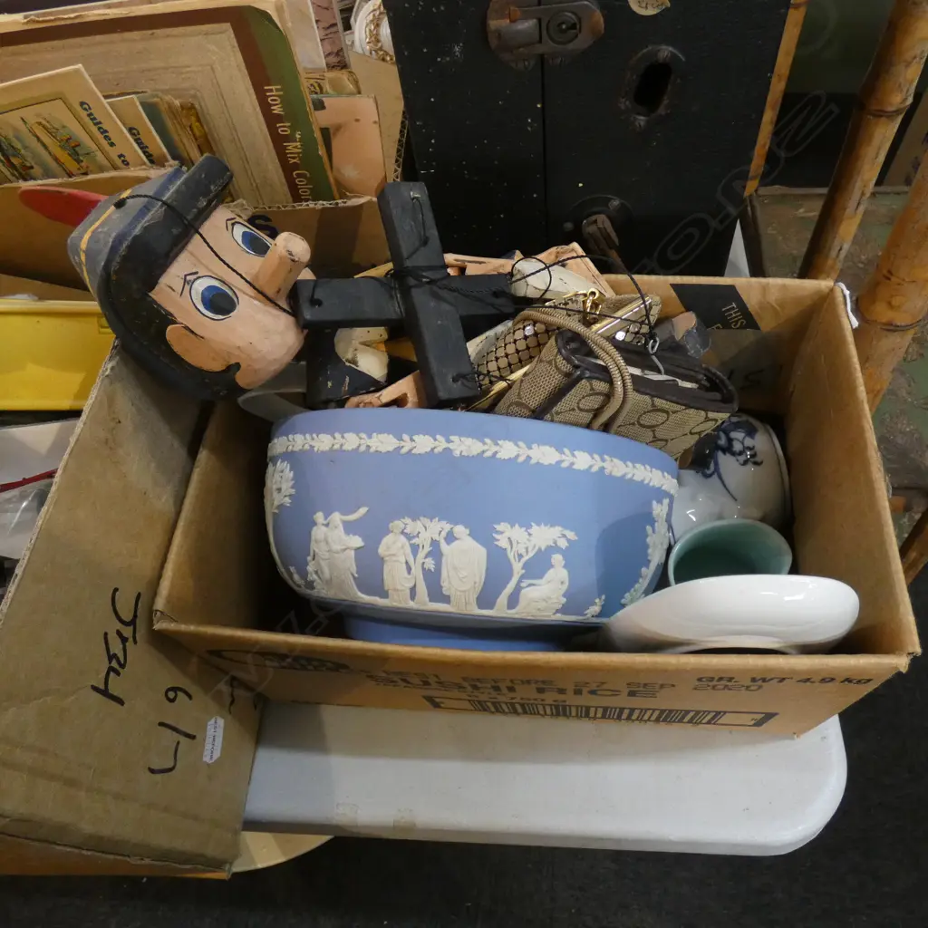 BOX LOT POOLE / BLUE DANUBE JUGS, WEDGWOOD BOWL, OROTON BAGS, PINOCCHIO PUPPET Image 1++