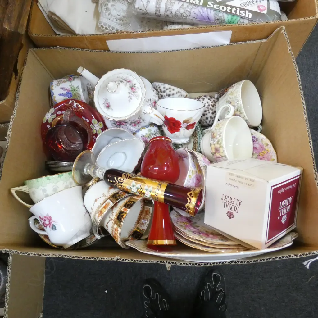 BOX LOT ASST. CHINA INCL. ROYAL ALBERT, VENETIAN GLASS, ETC Image 1++