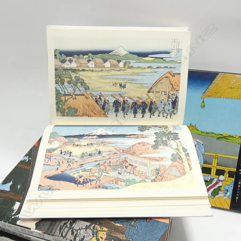 10 BOOKS ON JAPANESE ART w. PRINTS Image 1++