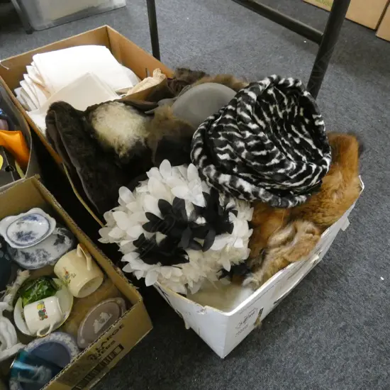BOX LOT ASST. FURS
