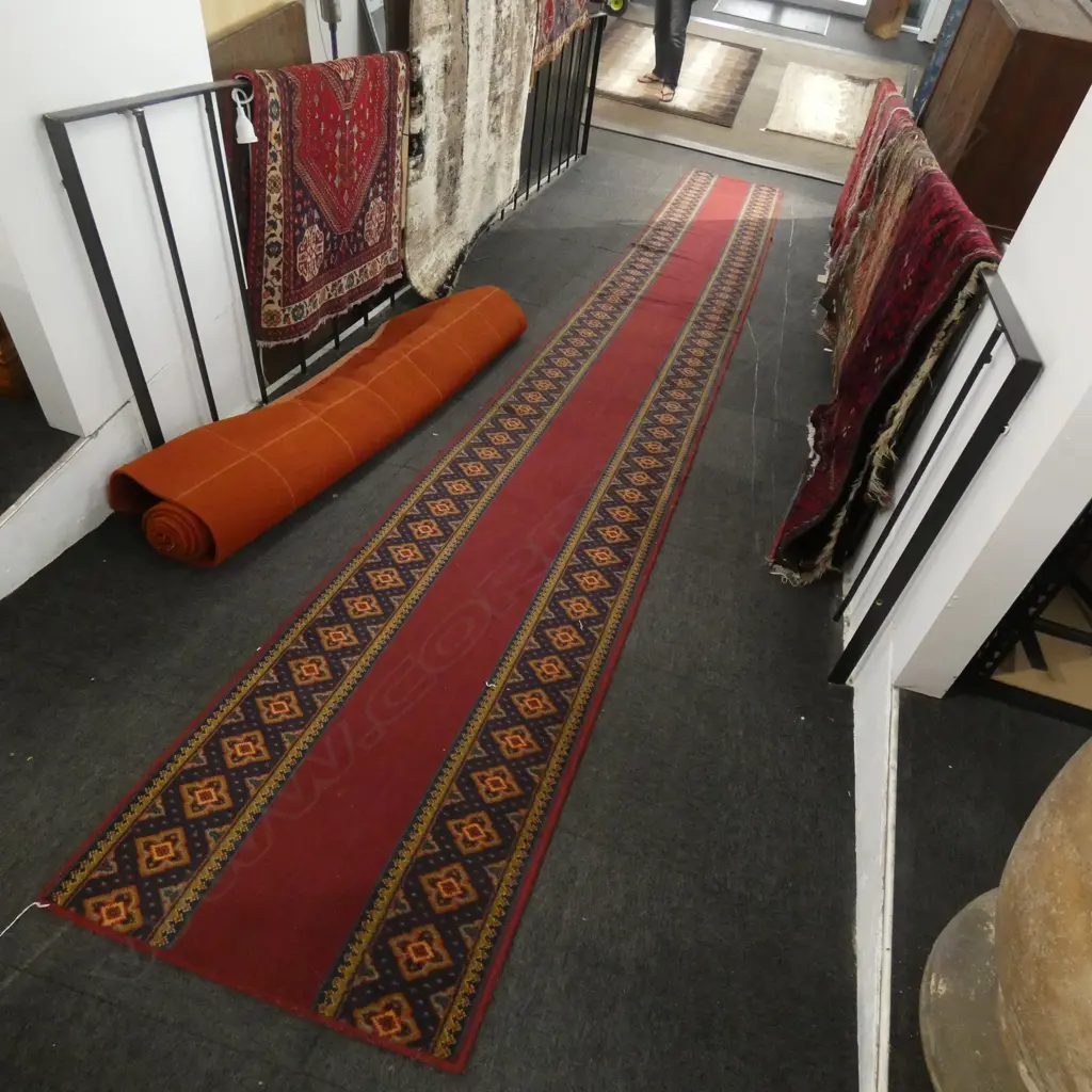 MACHINE KNOTTED RUNNER 6270x700mm Image 1++
