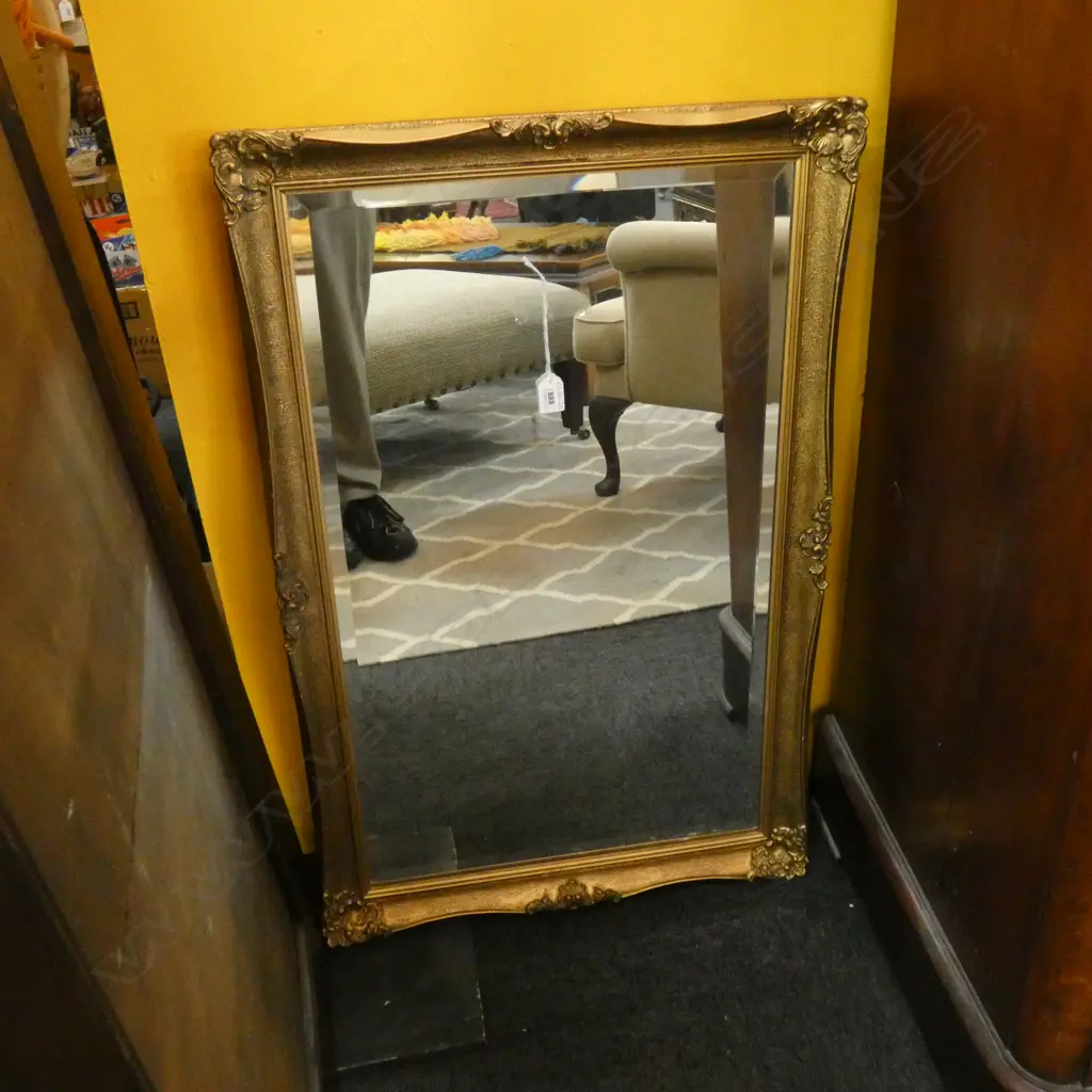 GILT FRAMED MIRROR 860x560mm Image 1++
