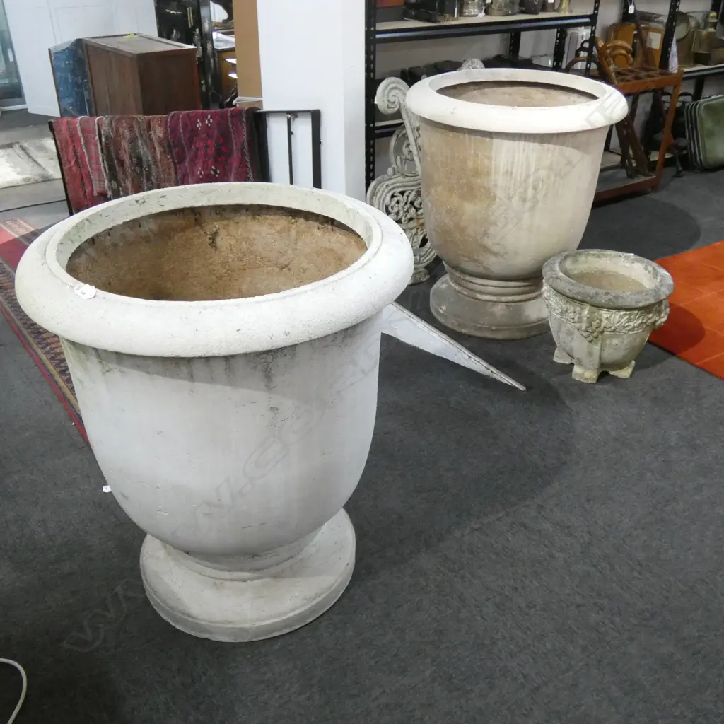 PR FIBREGLASS PLANTERS 730mm dia H.840mm Image 1++