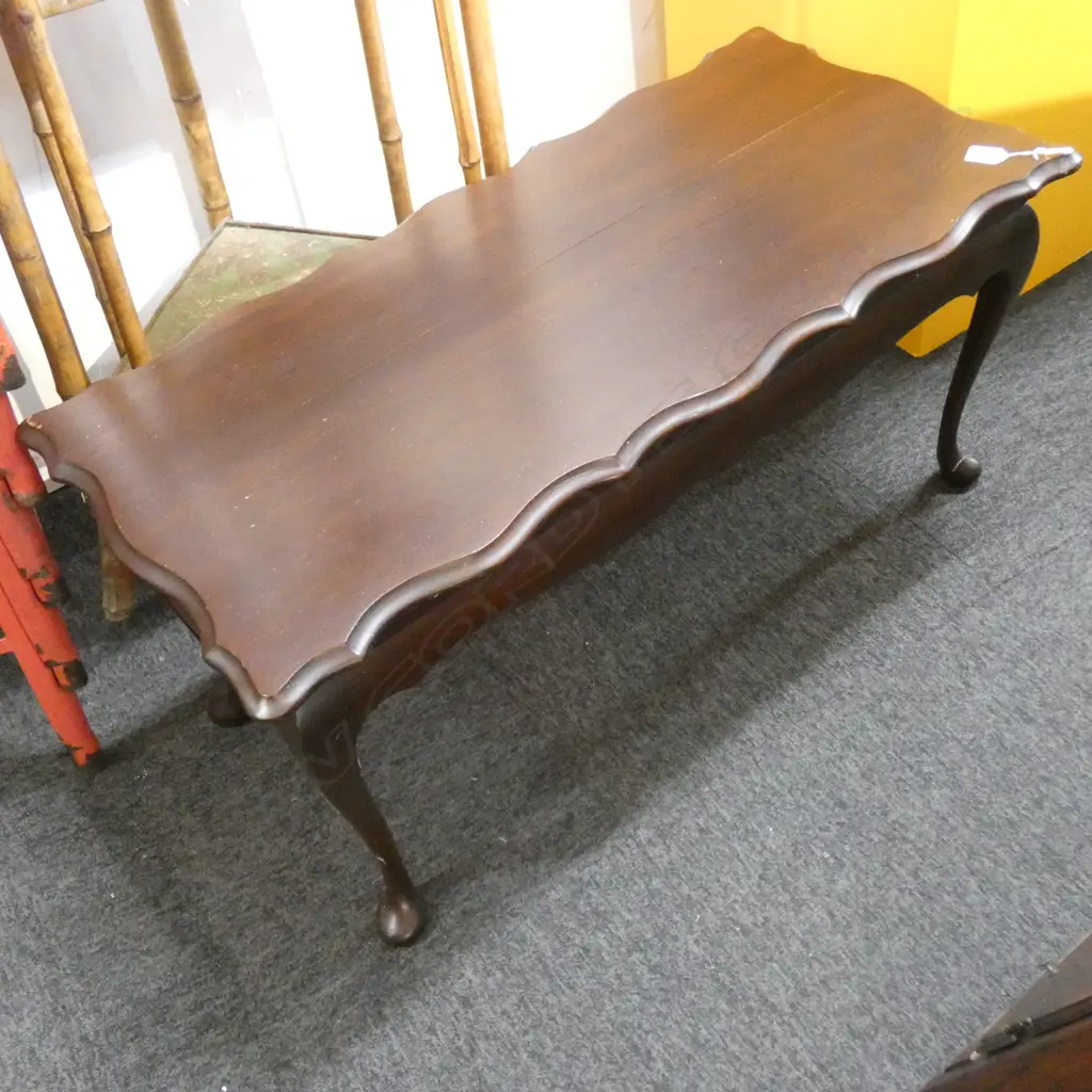 QUEEN ANNE STYLE SIDE TABLE W.910mm a/f Image 1++