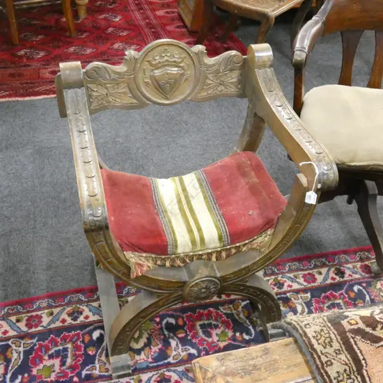 CARVED WOODEN SPANISH STYLE SAVONAROLA CHAIR
