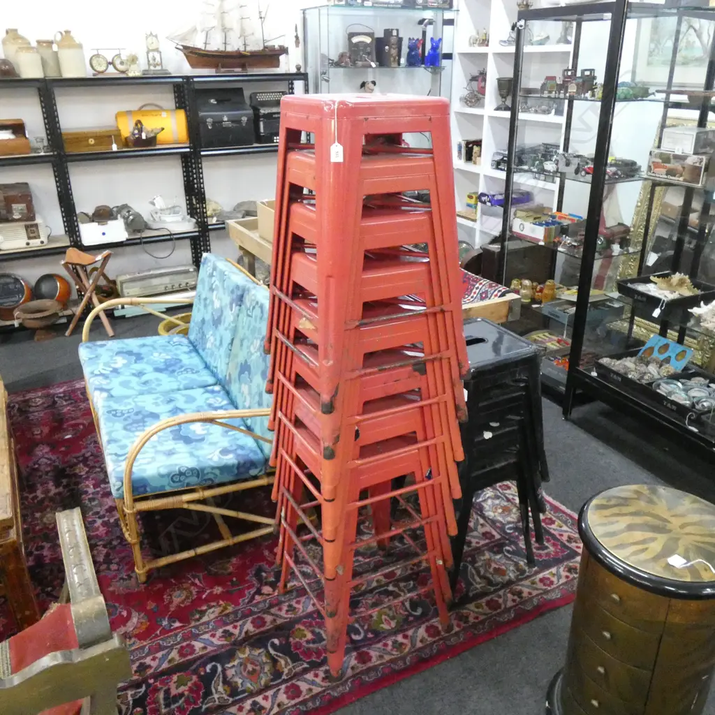 8 RED METAL STOOLS H.660mm Image 1++