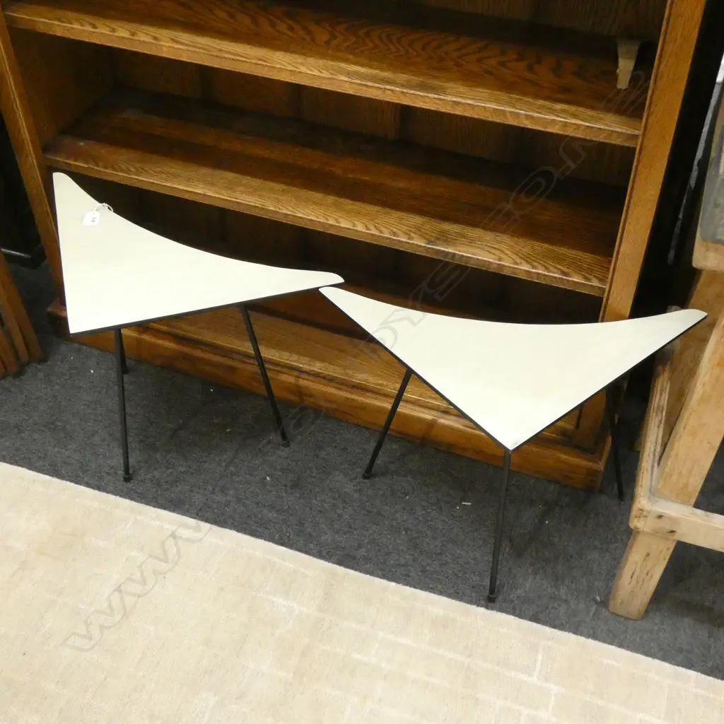 2 RETRO FORMICA BOOMERANG SIDE TABLES W.560mm Image 1++