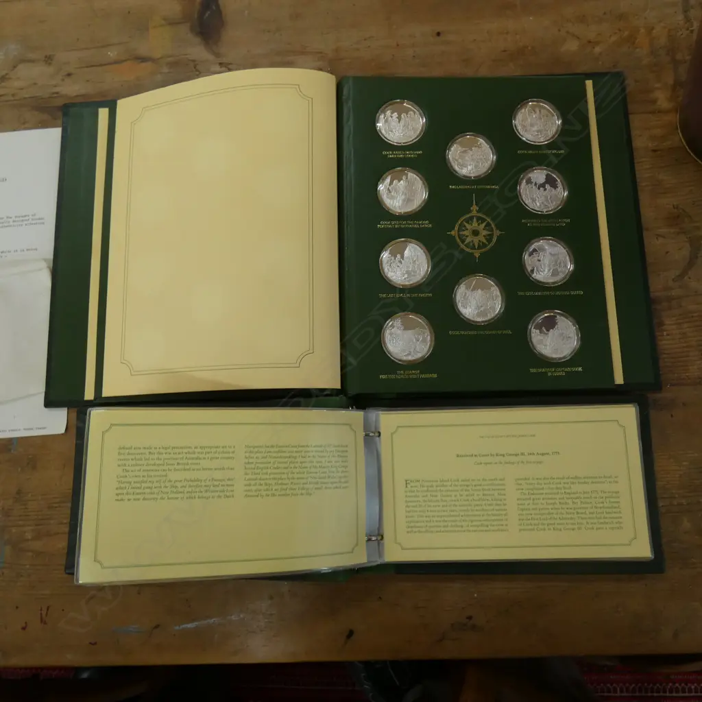 (17755) FRANKLIN MINT COLLECTORS ALBUM MEDALS 'THE VOYAGES OF CAPTAIN JAMES COOK'... Image 1++