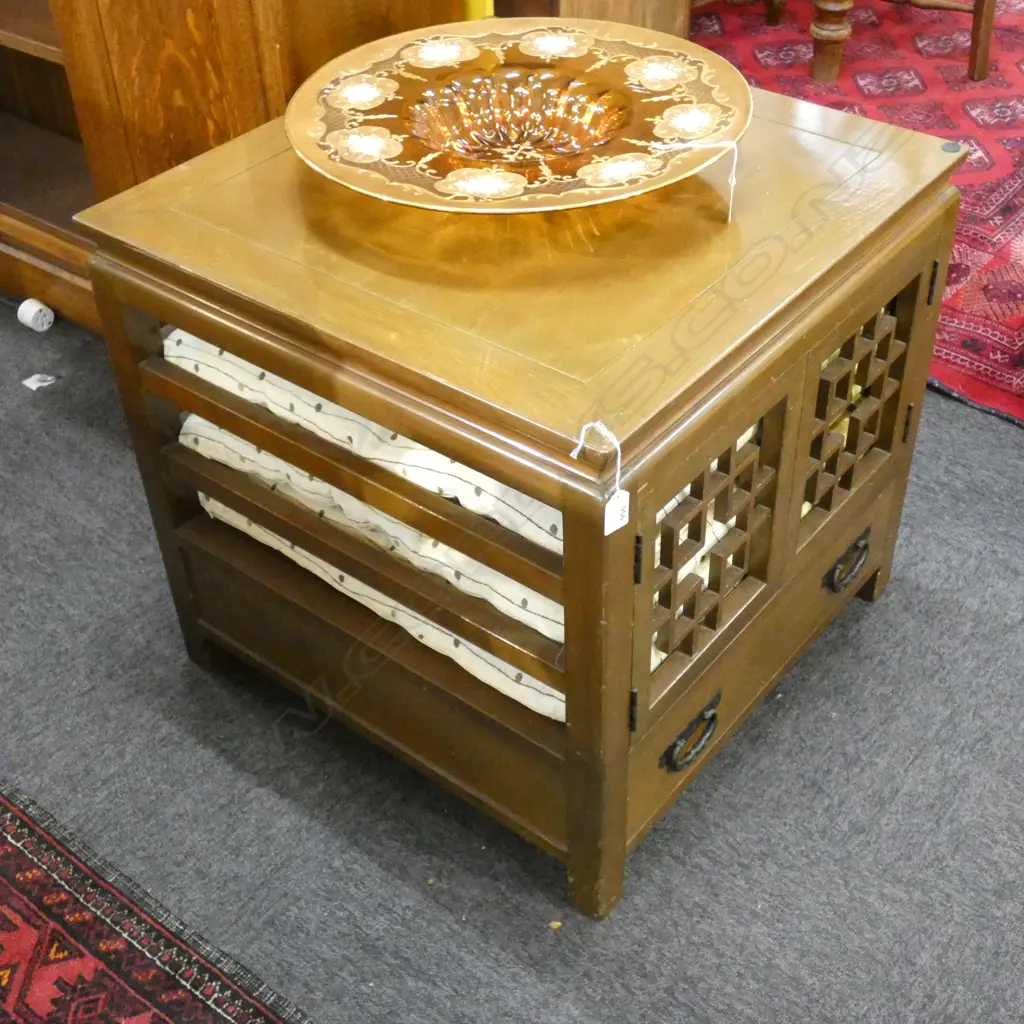ORIENTAL SQUARE SIDE TABLE 610mm sq + 4 CUSHIONS Image 1++