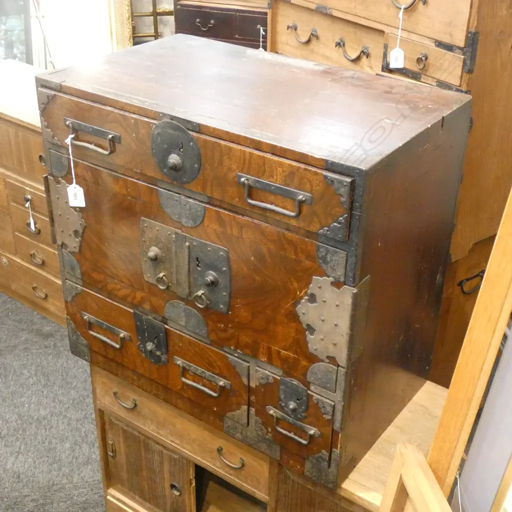 VINTAGE JAPANESE KEYAKI TANSU CHEST... Image 1++