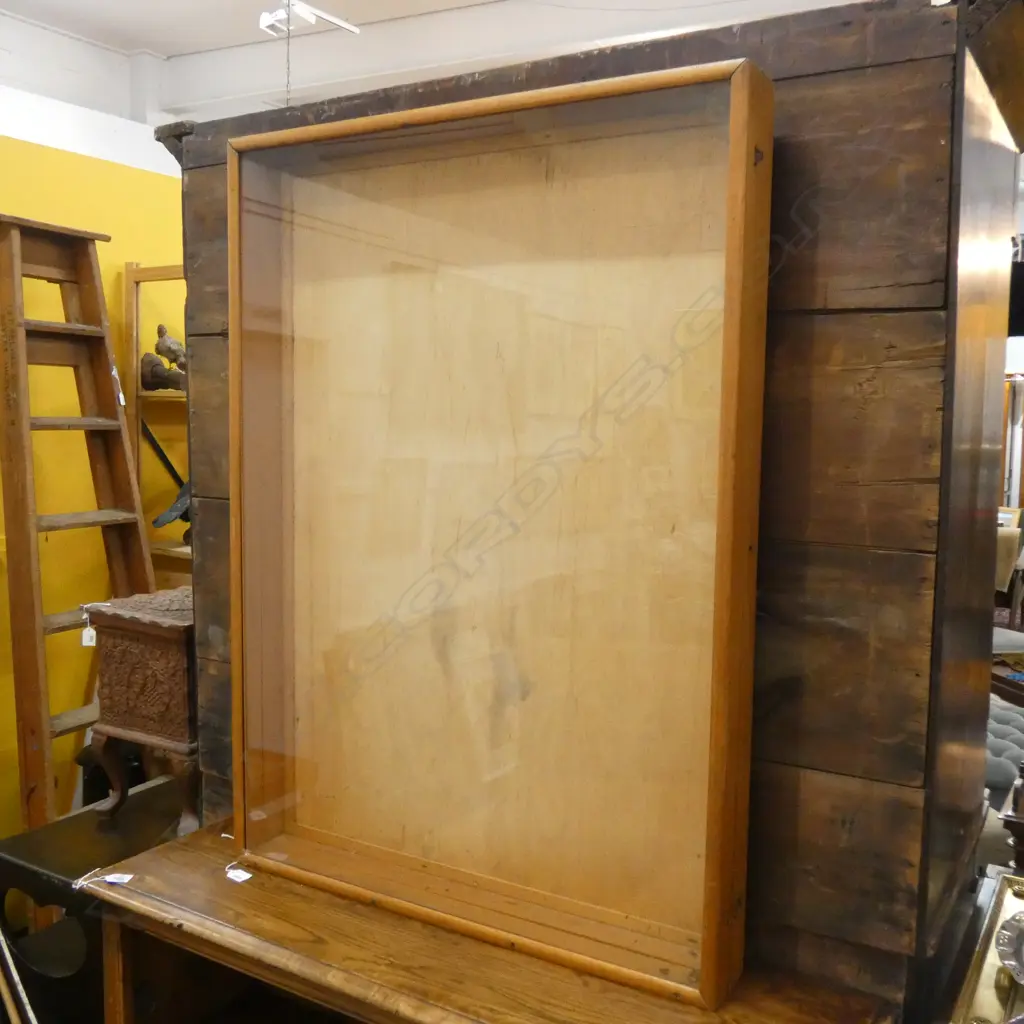 LARGE DISPLAY CABINET, HINGED GLAZED LID... Image 1++