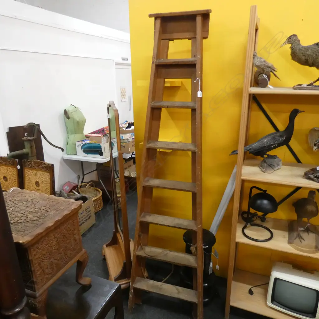 J.C. PELHAM & SONS AUCKLAND OLD WOODEN LADDER Image 1++