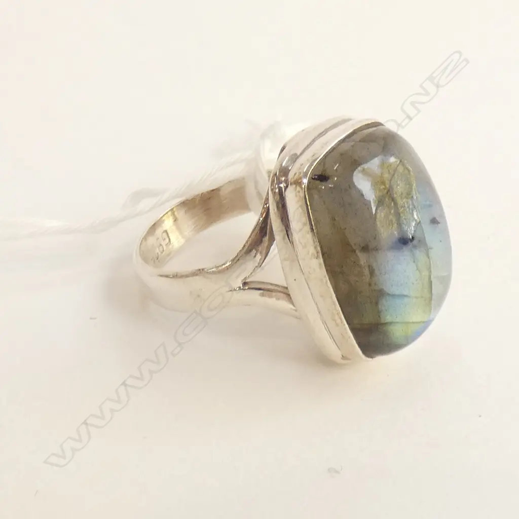 925 SILVER & LABRADORITE RING Image 1++