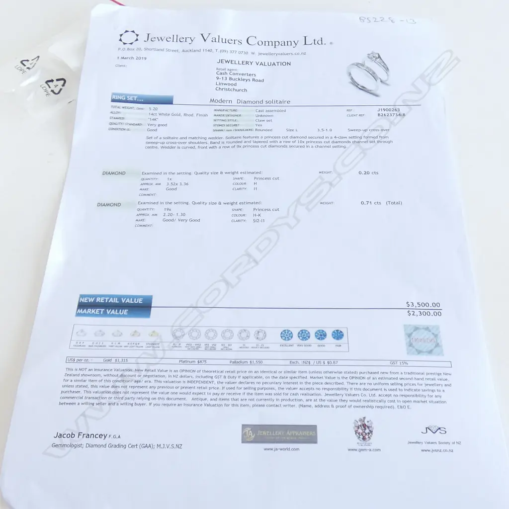 14CT WG SOLITAIRE RING SET 1 X 20PT PRINCESS DIAM, 19 X 3.7PT PRINCESS DIAM, 5.2G Image 1++