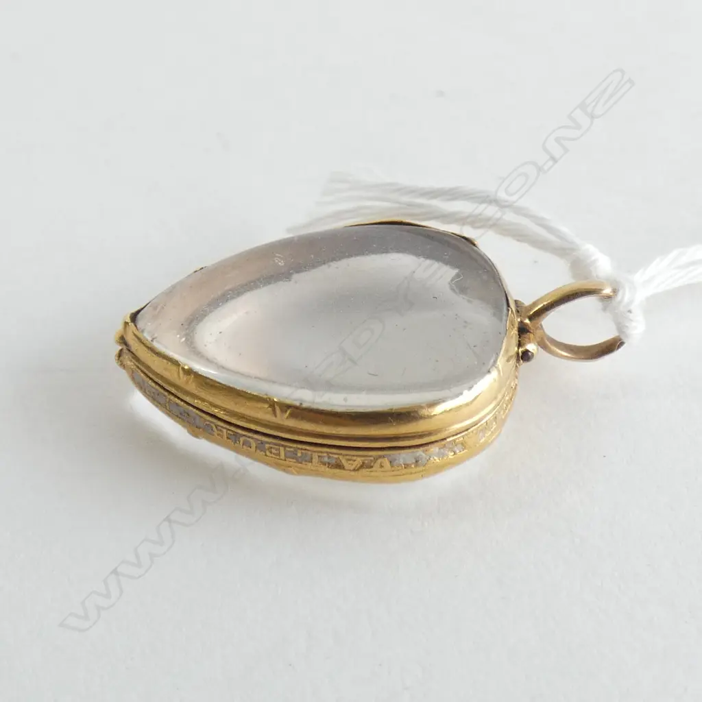 VICTORIAN 9CT GOLD AND ROCK CRYSTAL LOCKET Image 1++