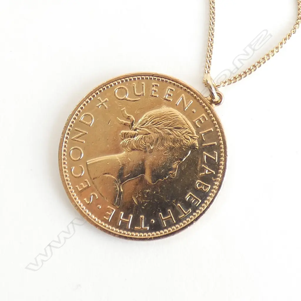GOLD PLATED NZ 1962 PENNY ON GILT METAL CHAIN ( Image 1++