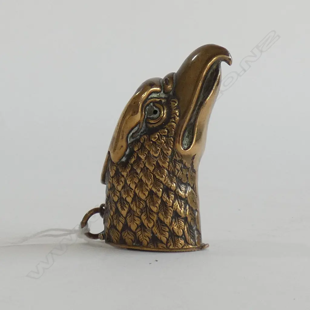 ANTIQUE BRASS EAGLES HEAD SNUFF BOX Image 1++