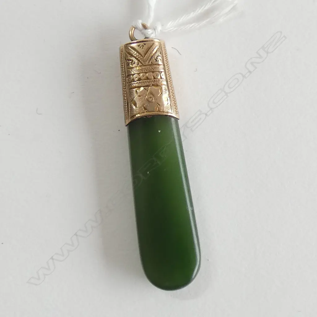 ANTIQUE ENGRAVED GOLD MOUNTED NEPHRITE PENDANT Image 1++
