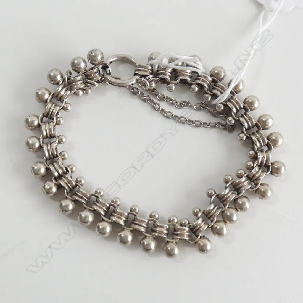 ANTIQUE SILVER BRACELET JUMP RING NEEEDED Image 1++