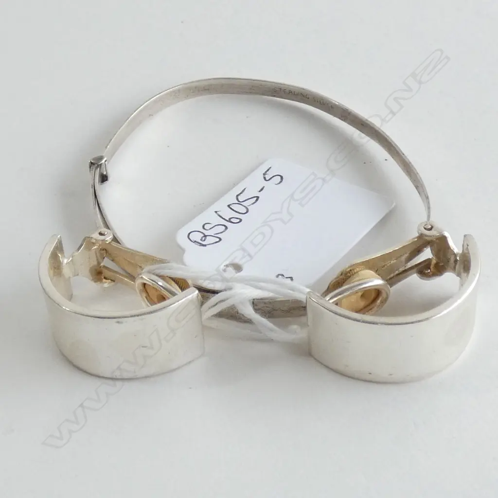 PAIR STERLING SILVER CLIP ON EARRINGS AND CHILD'S SILVER BANGLE Image 1++