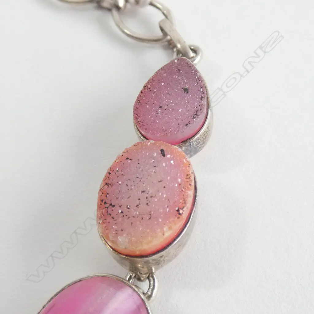 SILVER & PINK BANDED AGATE ? NECKLACE Image 1++