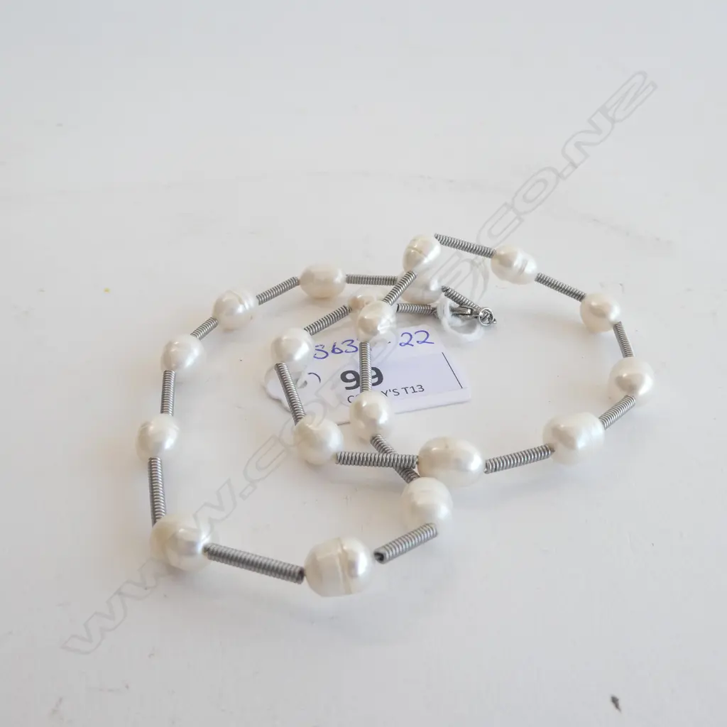 PEARL  CHOKER NECKLACE Image 1++