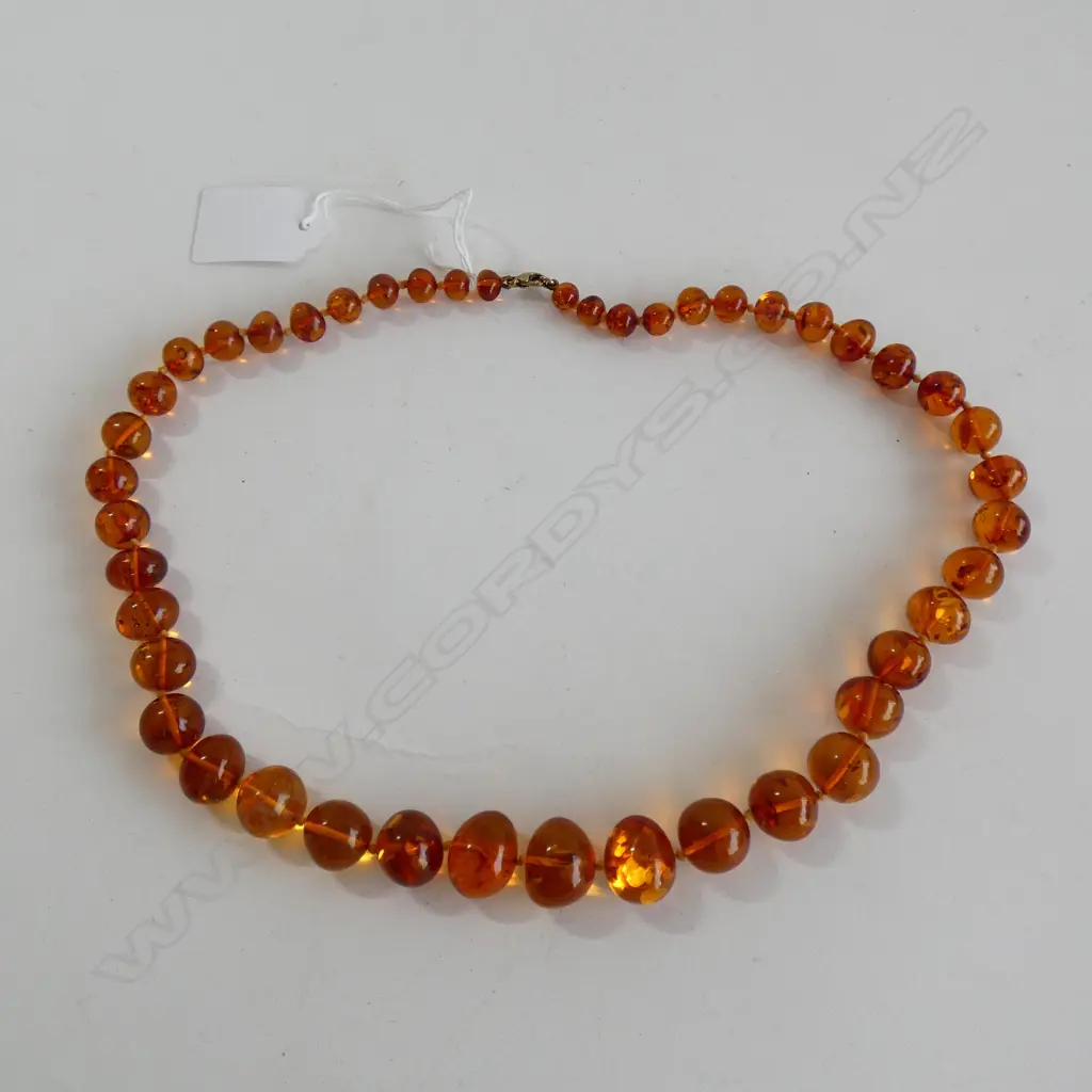 AMBER GRADUATED BEAD NECKLACE Image 1++