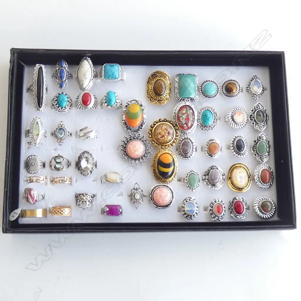 TRAY OF ASST. COSTUME RINGS Image 1++