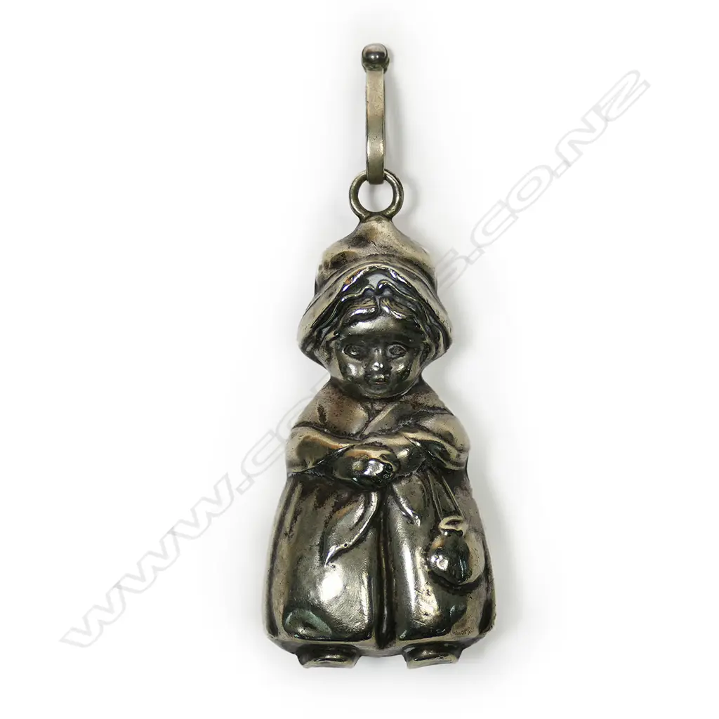 A silver plate baby rattle, Image 1++