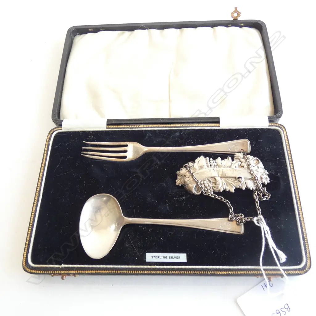 BOXED STG SILVER CHILD'S CUTLERY SET(1 PC MISSING) +STG PORT BOTTLE TAG - TOTAL WGT 48GMS Image 1++
