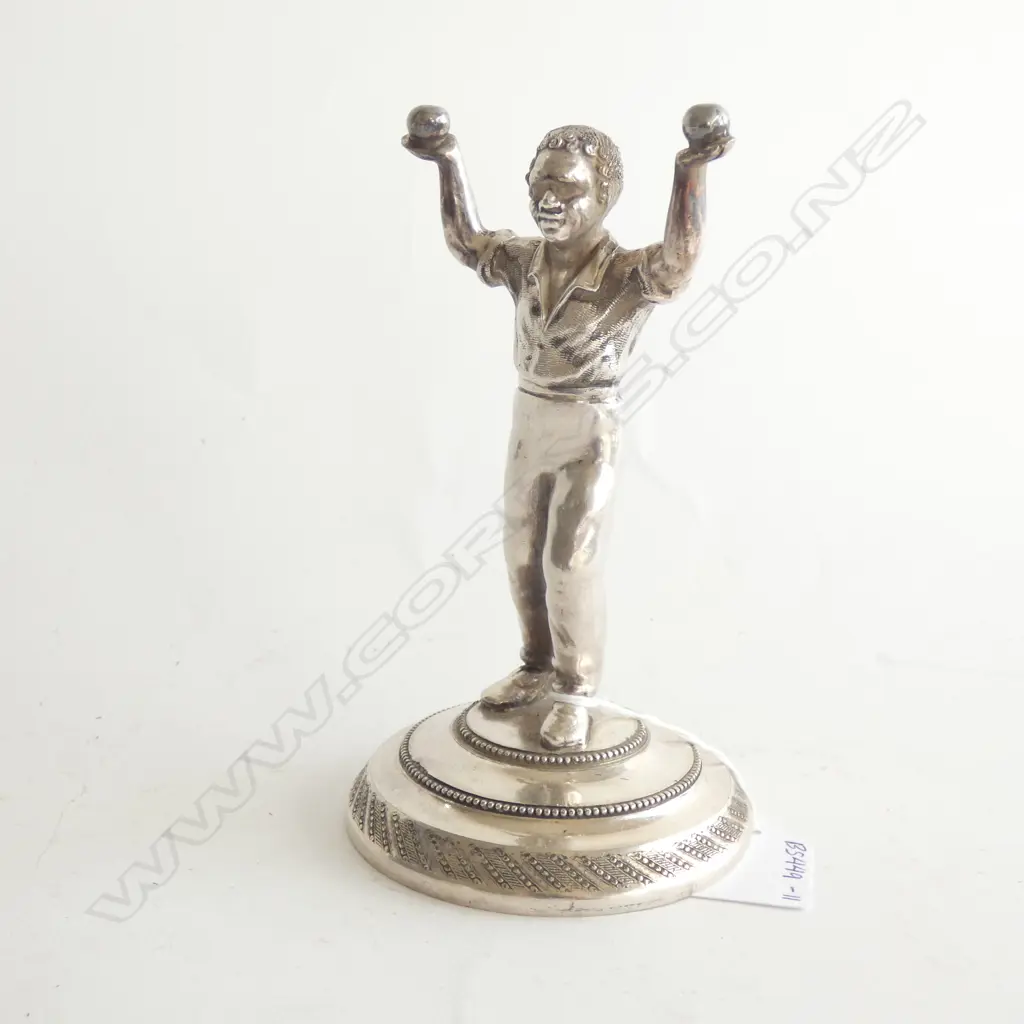 SILVER PLATED STATUETTE AFRICAN AMERICAN  BALL PLAYER Image 1++