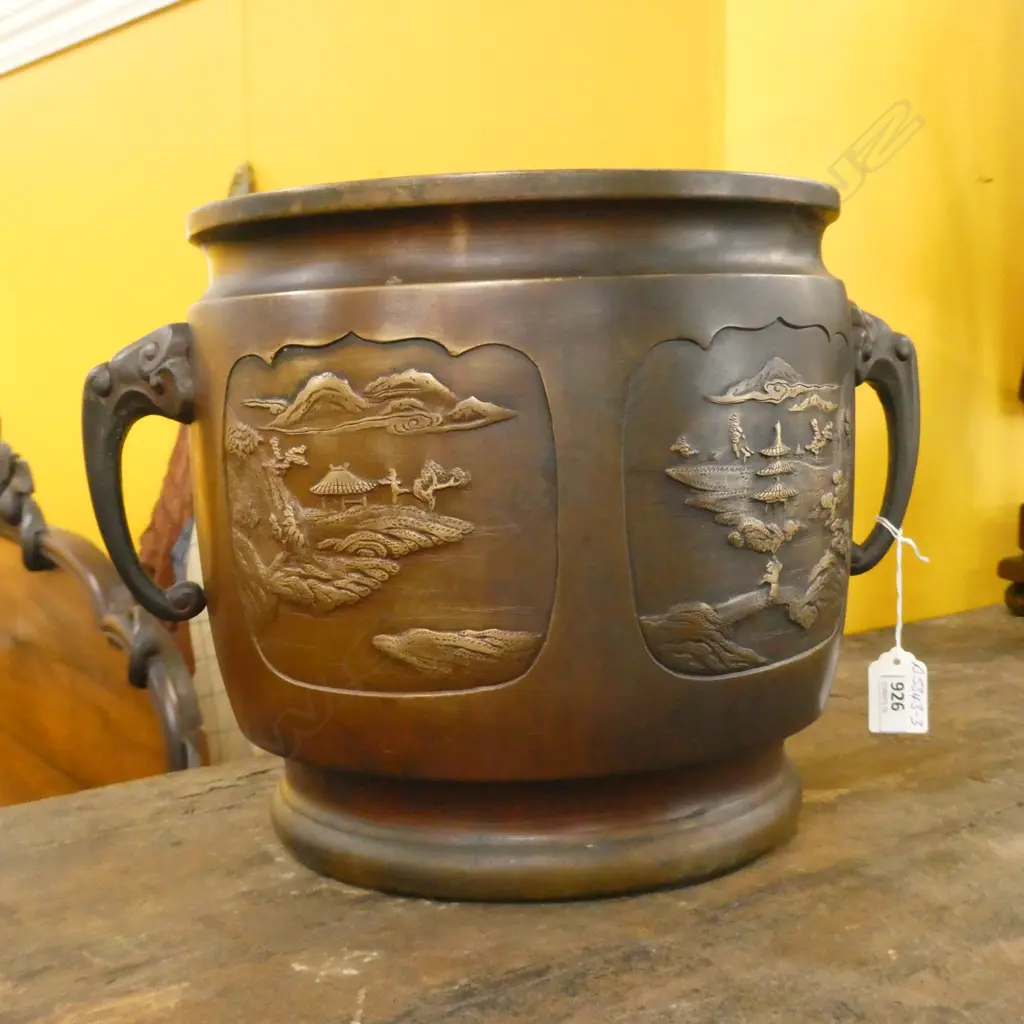 19TH C WAX-CAST BRONZE FIREPOT Image 1++
